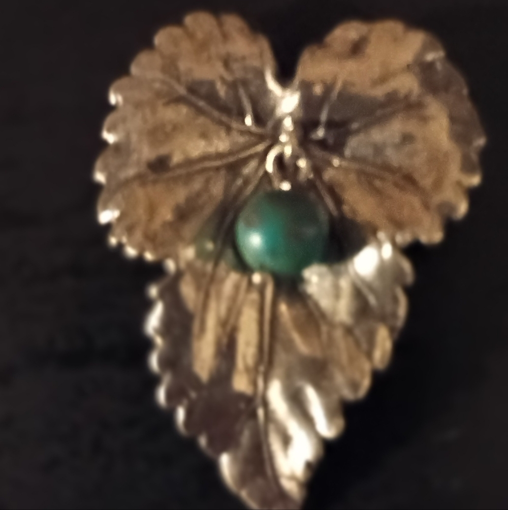 Vintage Sterling Silver Leaf Pendant Made In Israel